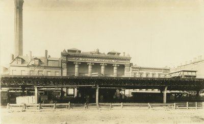 Teatro Thalia, antes de su destrucción en 1929, c.1908 de H.N. Tiemann